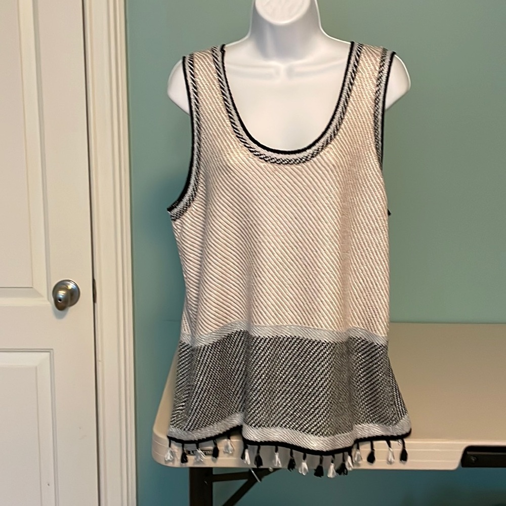 Nic and Zoe sleeveless blouse Sz large
